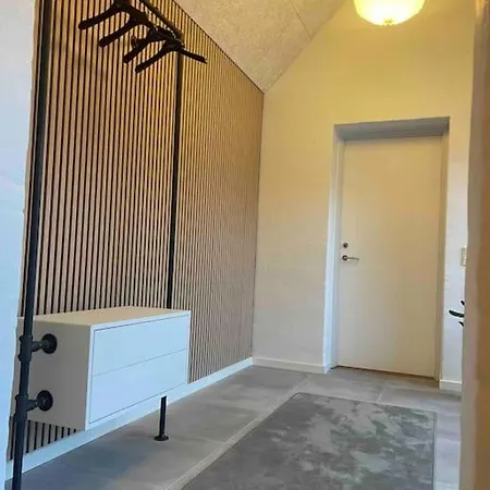 Hyggelig Nyrenoveret Til 4 Personer Appartement Agerbæk